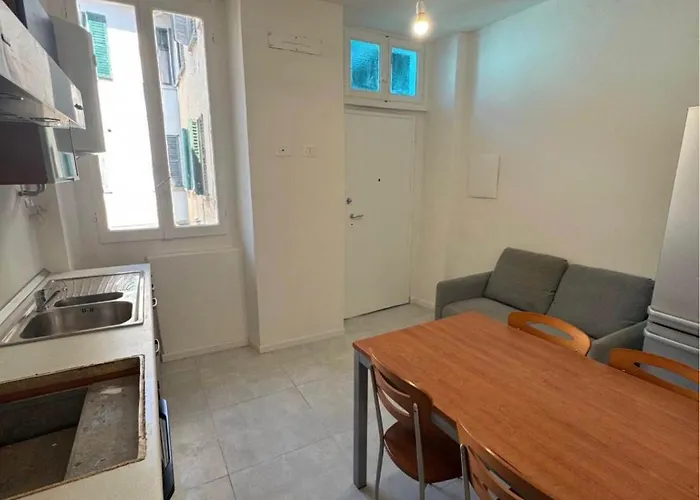 In Centro アパート